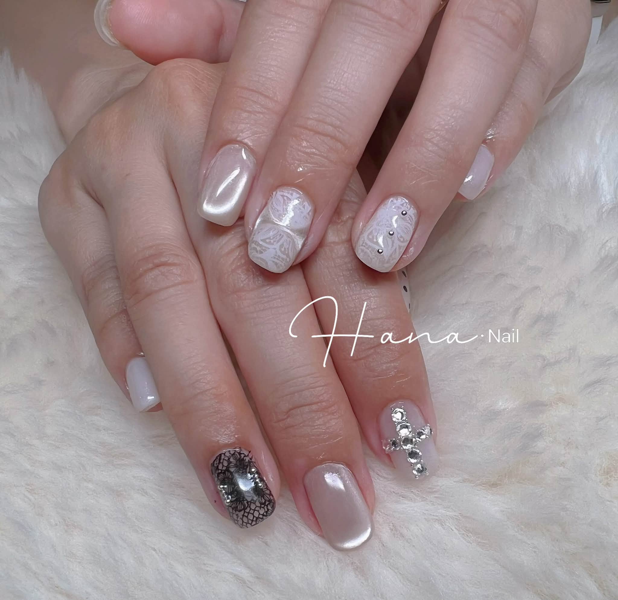 Hana Nail Studio 蕾丝拼钻美甲作品